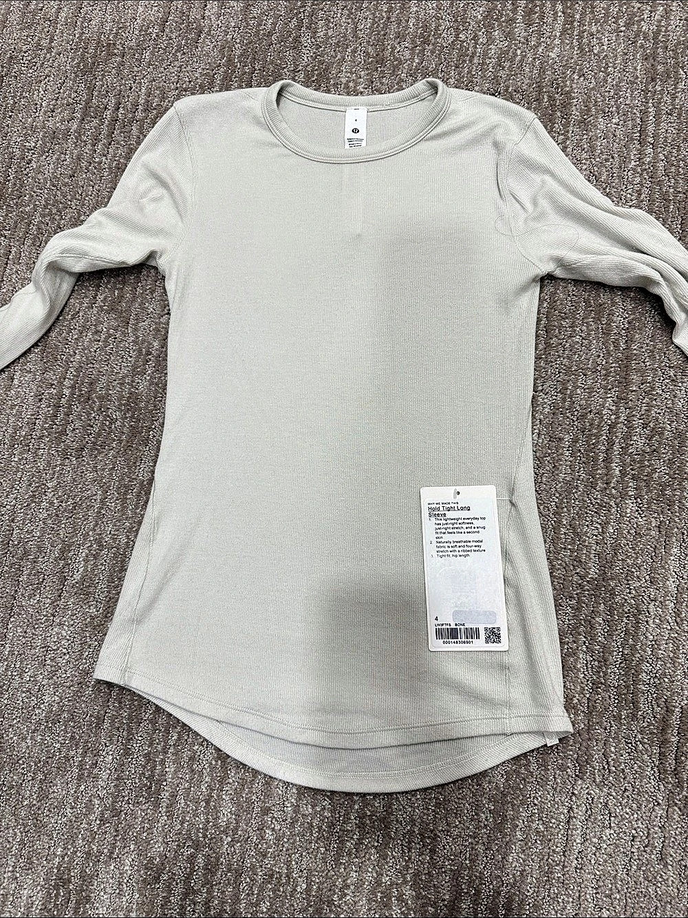 lululemon Hold Tight Long-Sleeve Shirt Size 4